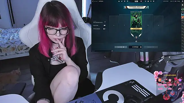 Yumi Youkai online show from 06/18/26, 08:25