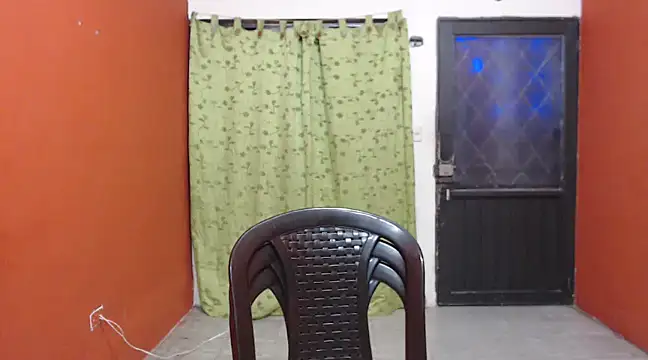 LAURA CRAIZY online show from 12/11/24, 03:35