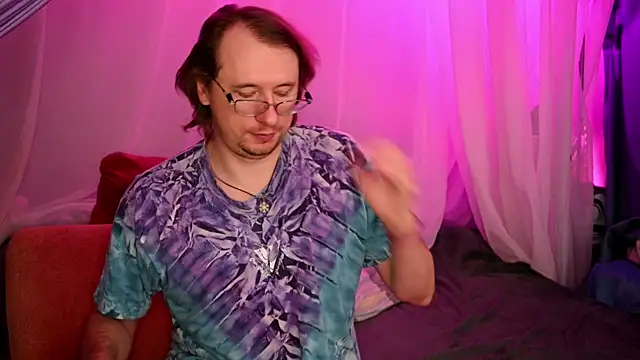 Claudia and elon  online show from 10/01/25, 02:39