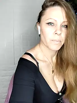 SexyMichellexo online show from 11/16/25, 03:50