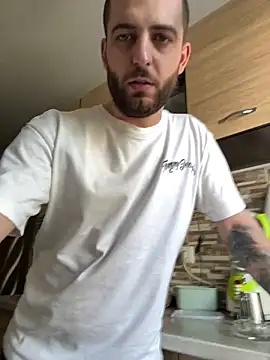 ElChapoGuzman95 online show from 02/19/25, 10:01