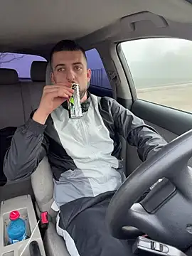 ElChapoGuzman95 online show from 11/16/25, 07:36