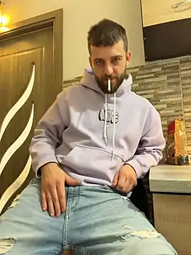 ElChapoGuzman95 online show from 02/02/26, 05:06