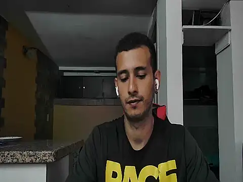 talktome4 online show from 03/11/26, 06:14