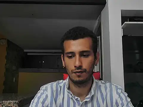 talktome4 online show from 04/07/26, 08:42