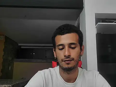 talktome4 online show from 04/22/26, 07:59