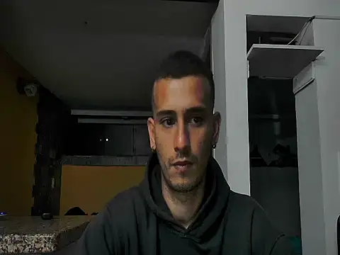 talktome4 online show from 06/07/26, 03:32
