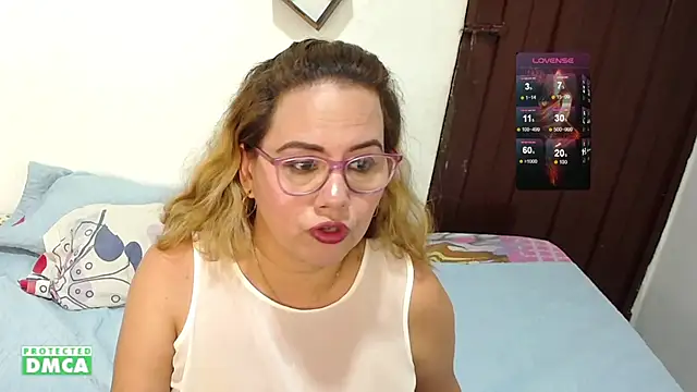 danielapalmer  online show from 03/05/25, 05:08