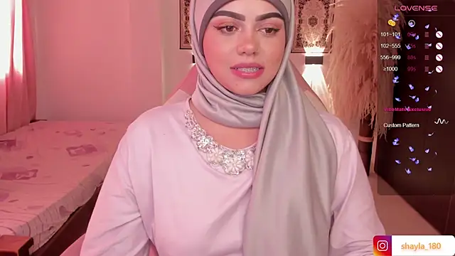 shayla 18 online show from 02/26/25, 10:20