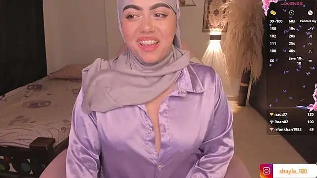 shayla 18 online show from 03/06/25, 12:00