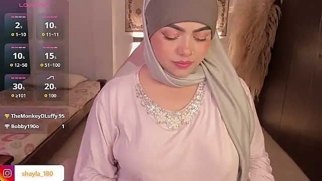 shayla 18 online show from 02/04/26, 06:36