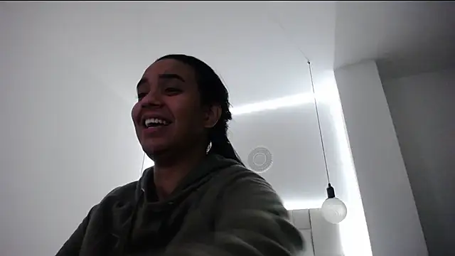 tiffany  pink online show from 02/09/25, 07:09