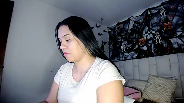 tiffany  pink online show from 10/20/25, 08:42