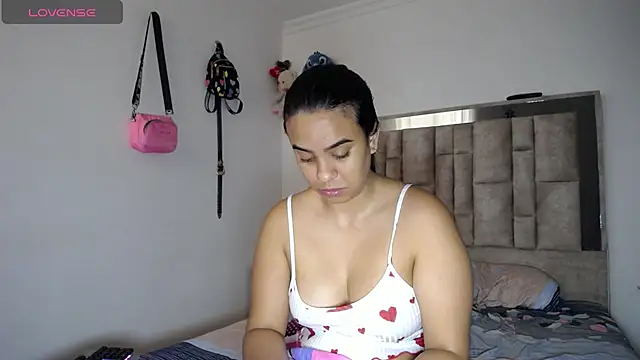 tiffany  pink online show from 04/14/26, 03:18