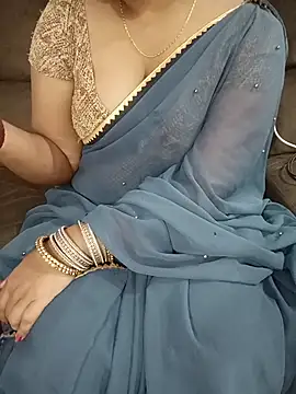 Mounika25 online show from 11/08/25, 07:41