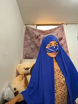  alabina  online show from 12/02/25, 03:40