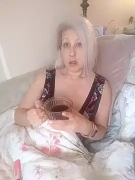 MaggieMoonxxx online show from 12/16/24, 08:41