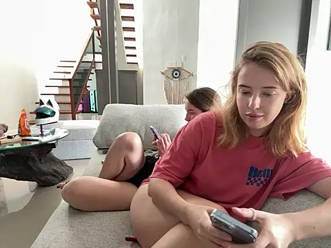 Nura n Sarah online show from 01/07/25, 08:13