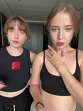 Nura n Sarah online show from 02/11/26, 05:12