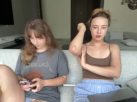 Nura n Sarah online show from 03/14/26, 05:13