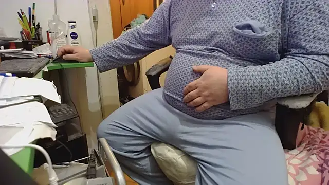 tipko123 online show from 12/05/25, 04:14