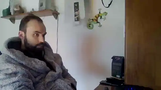 joaodias 97 online show from 12/13/24, 02:05