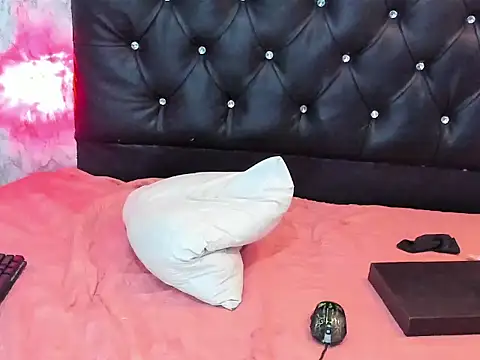 TATIANA LOPEZ19 online show from 01/21/25, 08:08