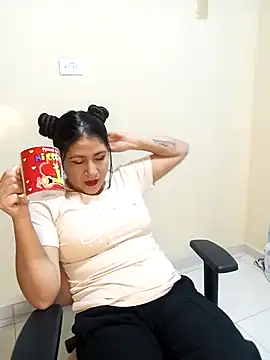 nammy  dirtyhott online show from 11/07/25, 01:55