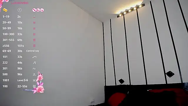 Snapshot of IsabellBigtitsxx chatting on 06/18/26, 08:24 IsabellBigtitsxx online show from 06/18/26, 08:24