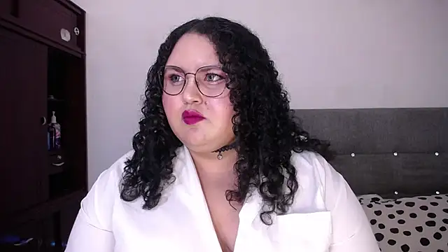 luisianacoxx online show from 12/13/24, 07:04