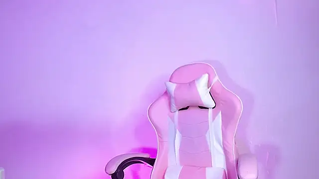  girl fernanda  online show from 02/07/25, 06:03