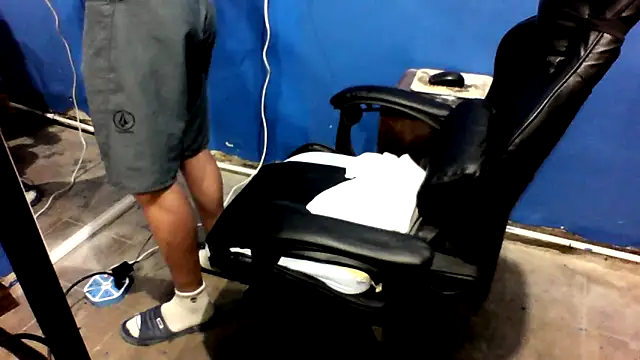 ElmaCannon online show from 02/03/25, 07:29