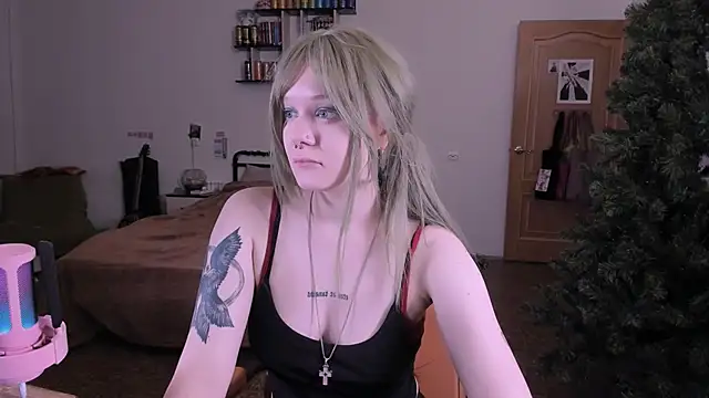 cyber whore  online show from 02/20/26, 03:56