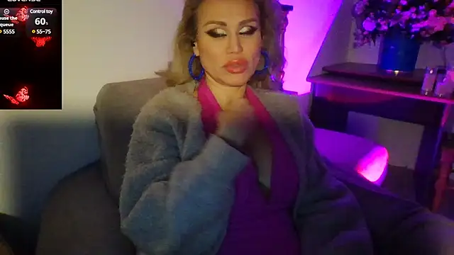 Snapshot of Radmila_Queen_ chatting on 12/04/24, 02:26 Radmila Queen  online show from 12/04/24, 02:26