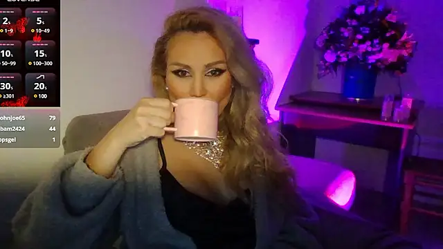 Snapshot of Radmila_Queen_ chatting on 12/04/24, 05:33 Radmila Queen  online show from 12/04/24, 05:33