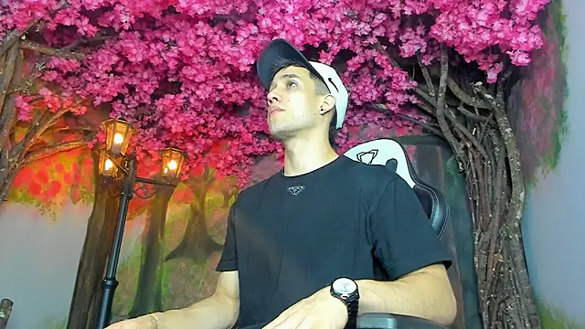 alexgiraldo  online show from 01/21/25, 11:13