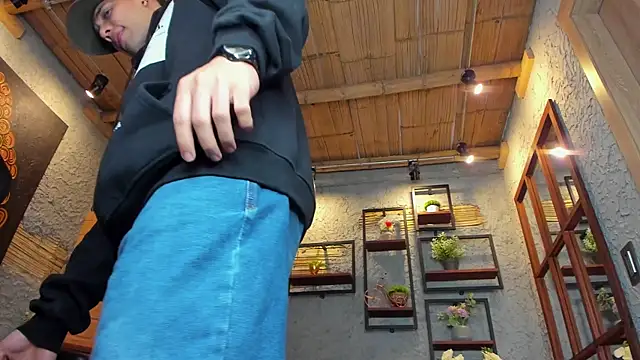 alexgiraldo  online show from 03/04/25, 02:32