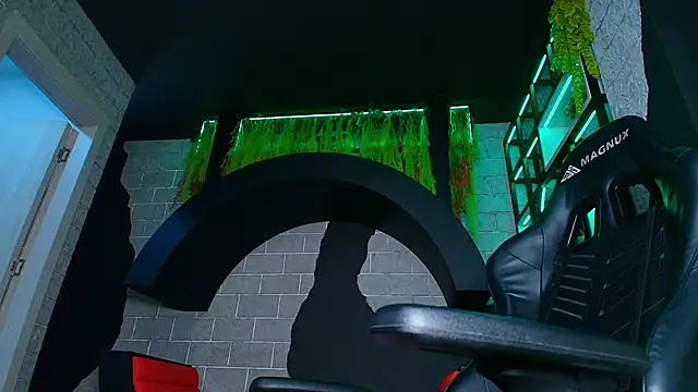 alexgiraldo  online show from 03/22/25, 05:52