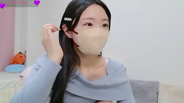 anchan  online show from 09/30/25, 12:43