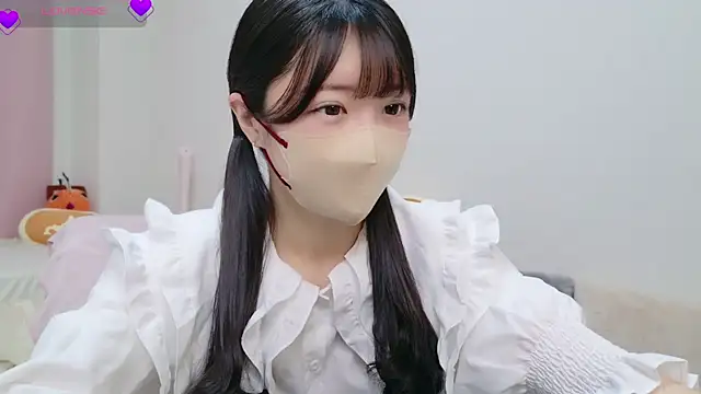 anchan  online show from 11/16/25, 12:22