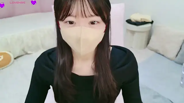 anchan  online show from 03/25/26, 03:01