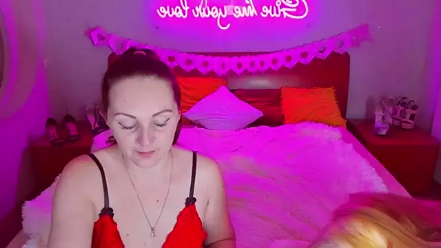 MagicEyess online show from 02/12/25, 07:23