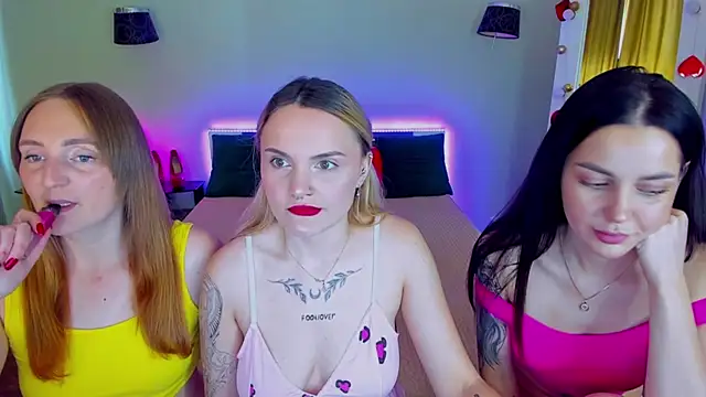 MagicEyess online show from 06/18/26, 08:47