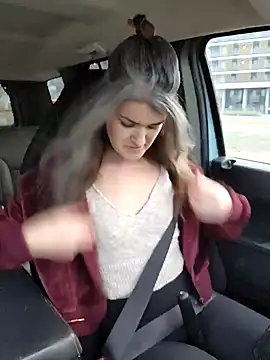 Snapshot of Lilmissvyx chatting on 01/27/25, 04:22 Lilmissvyx online show from 01/27/25, 04:22