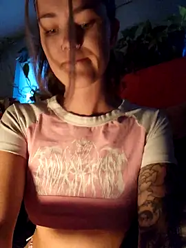 Snapshot of Lilmissvyx chatting on 09/17/25, 02:19 Lilmissvyx online show from 09/17/25, 02:19