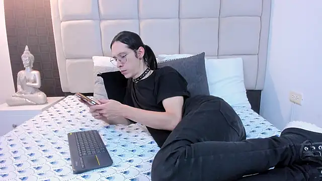 Hecatee 77 online show from 02/28/25, 07:14