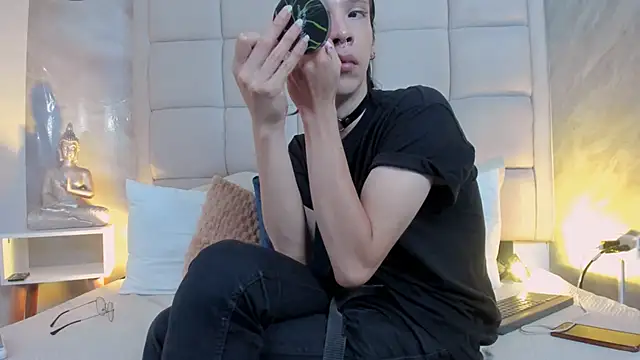 Hecatee 77 online show from 09/17/25, 07:59