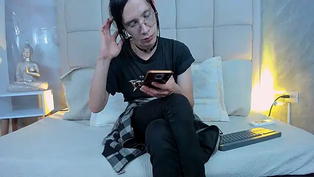 Hecatee 77 online show from 10/23/25, 08:07