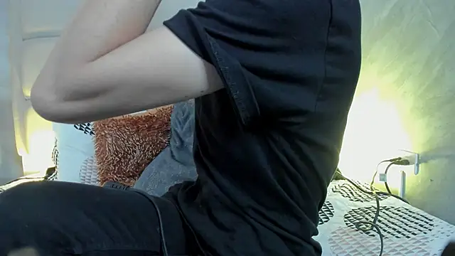 Hecatee 77 online show from 02/14/26, 08:05