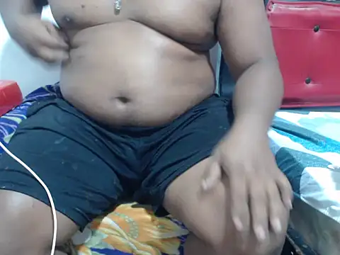 PONSE LATINO online show from 10/15/25, 01:44